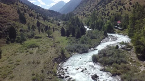 Mountain river and gorge 動画素材 54581252