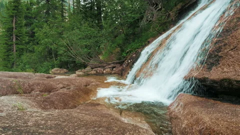 Mountain river and waterfall in green mountain forest Stockbeeldmateriaal 201893385