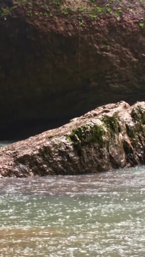 Mountain river flowing in a canyon in springtime 스톡 동영상 244069693