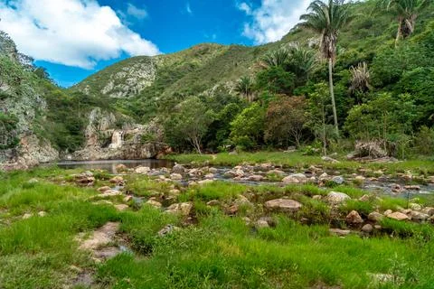 A mountain river flows through rocks in South America Stock-Fotos