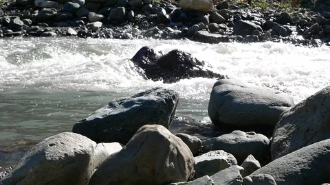 Mountain River Vídeo Stock 98339201