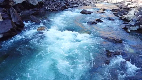 Mountain river 库存影片 130244869