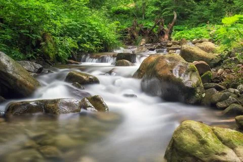 Mountain river Fotos de archivo