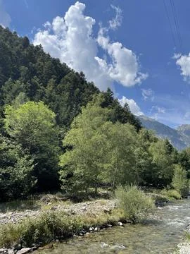 A mountain river in the Pyrenees Fotos de archivo
