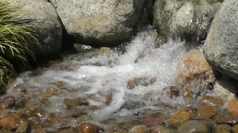 Mountain river slow motion Video stock 78195104