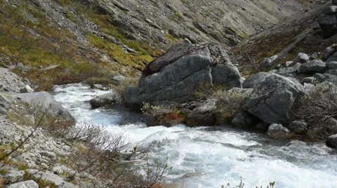 Mountain river slow moution Stock-Footage 64355488