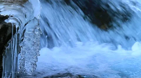 Mountain river in winter. Stock Footage 10679894