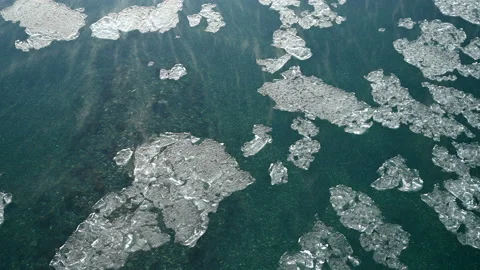 Mountain river in winter. Stock Footage 121896363