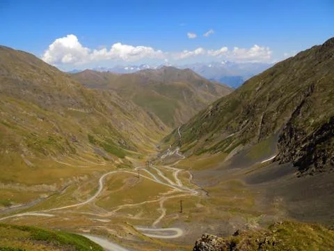Mountain road in the alpine zone Foto stock