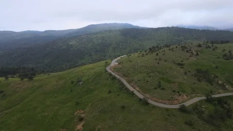 Mountain road in the clouds Video stock 137545288