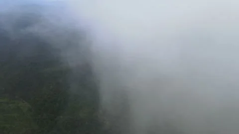 Mountain road in the clouds Video stock 137545313