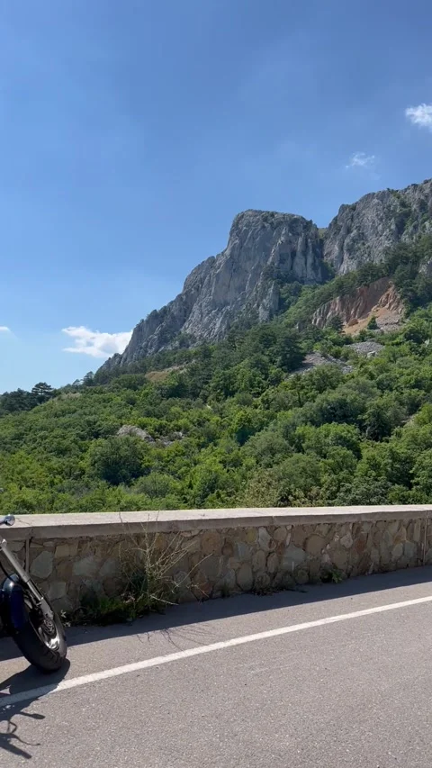 Mountain road, Crimea 스톡 동영상 248569035