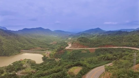 Mountain road Stock-Footage 76907240