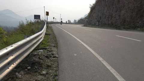 Mountain Road of Uttarakhand 動画素材 196307715