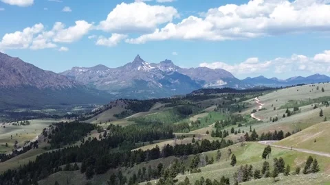 Mountain Scenery Along The Beartooth Highway In Wyoming Stock Footage 319339792