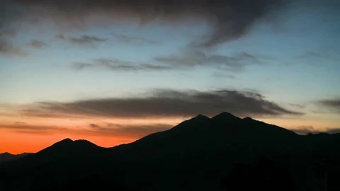 Mountain scenery under the setting sun Stock Footage 167522772