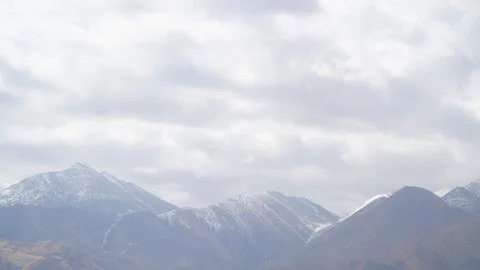 Mountain with some cloud on the blue clear sky Foto stock
