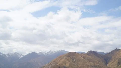 Mountain with some cloud on the blue clear sky Foto stock