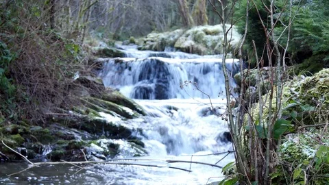 Mountain stream in and out of focus Video stock 70355549