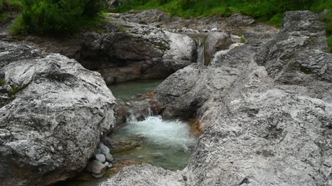 Mountain stream with rocks and fresh and clear water Stock-Footage 211452654