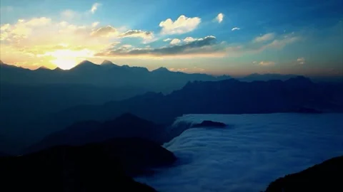 Mountain sunrise view, cinematic cloud ocean, high altitude sunrise Video stock 311099839