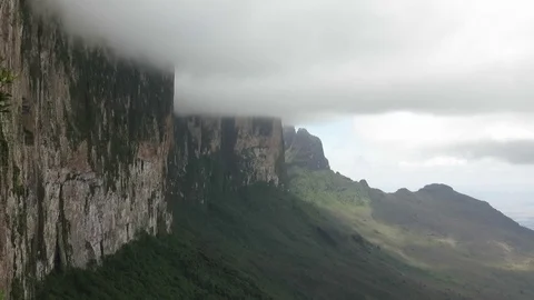 Mountain Tepui Auyan Table Clouds In Roraima Venezuela 4k Stock Footage 120062871