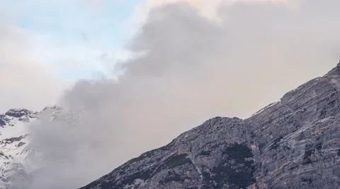 Mountain timelapse with clouds flowing Video stock 46197872