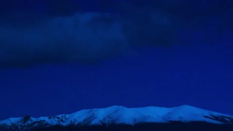 MOUNTAIN TIMELAPSE AT NIGHT, 4k Video stock 141881586