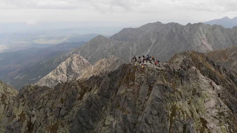 Mountain top 動画素材 129369610