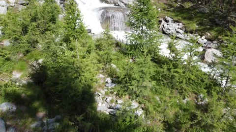 Mountain Torrent Champoluc 動画素材 137533152
