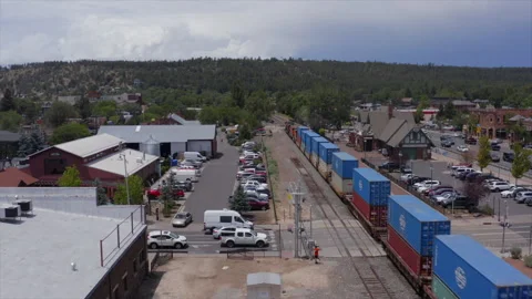 Mountain town train. Video stock 201907523