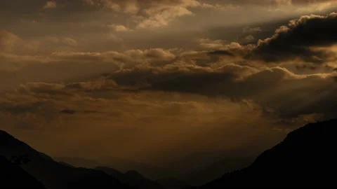 Mountain Valley Timelapse with Cloud 2 (Annapurna Trek) Stock Footage 140931927