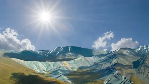 Mountain valley under a sun time lapse scene Video stock 279178760