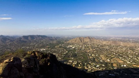 Mountain View and Moving Clouds Timelapse in Phoenix, Arizona 4K 動画素材 71940561