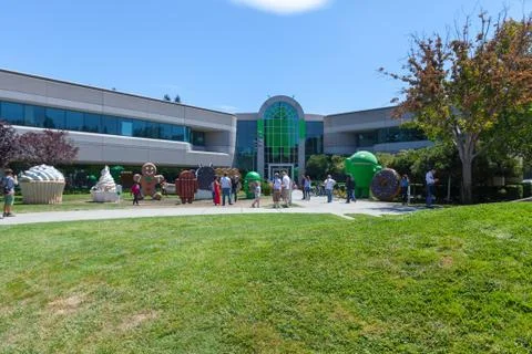 MOUNTAIN VIEW, CA, USA - August 14, 2014: Exterior view of a Google Stock Photos