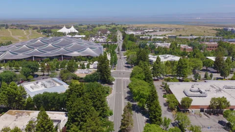 Mountain View California Aerial Pullback View of Modern Tech Campus 01 Stock Footage 335339390
