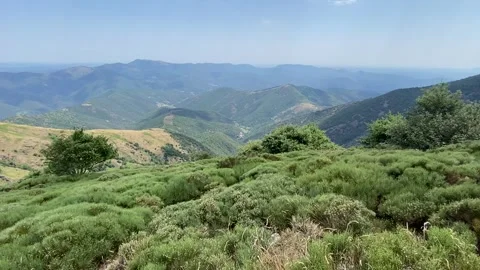 Mountain view in Les Cévennes Video stock 345360253