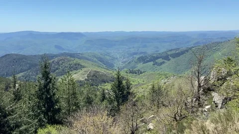 Mountain view in Les Cévennes Vídeo Stock 345361108