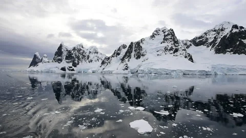 Mountain view from ship in Antarctica Stock Footage 171368617