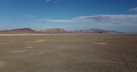 Mountain view track in Stock Footage 247525370