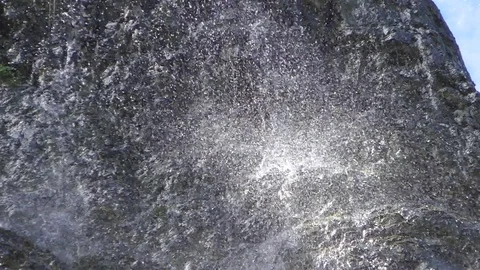 Mountain waterfall Vídeos de archivo 107825645