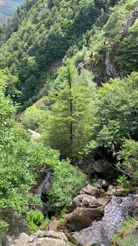 Mountain waterfall in Les Cévennes Stock-Footage 345361274