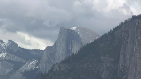 Mountain zoom 4 Stock Footage 478902