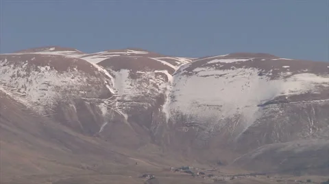 Mountain zoom out Stock Footage 58209546