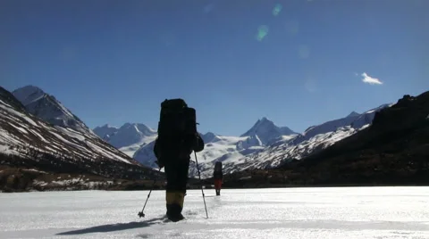 Mountaineer In The High Mountains Видео 57961016