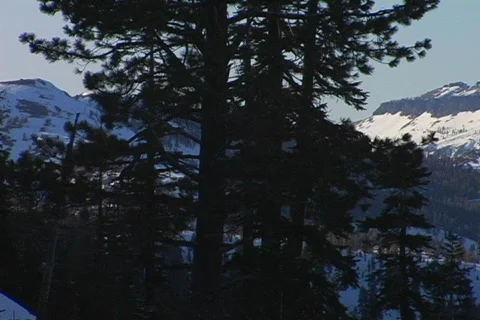 Mountainous snowy landscape Vidéo 152583