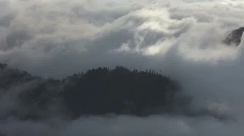 Mountains and clouds Video stock 8852534
