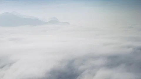 Mountains in the clouds at Alishan, Taiwan 스톡 동영상 101935643