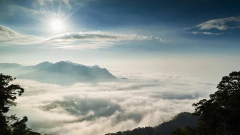 Mountains in the clouds at Alishan, Taiwan Stock-Footage 101935799