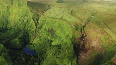 Mountains covered grass in Poco Ribeira do Ferreiro, Alagoinha, Flores Island Video stock 153254210